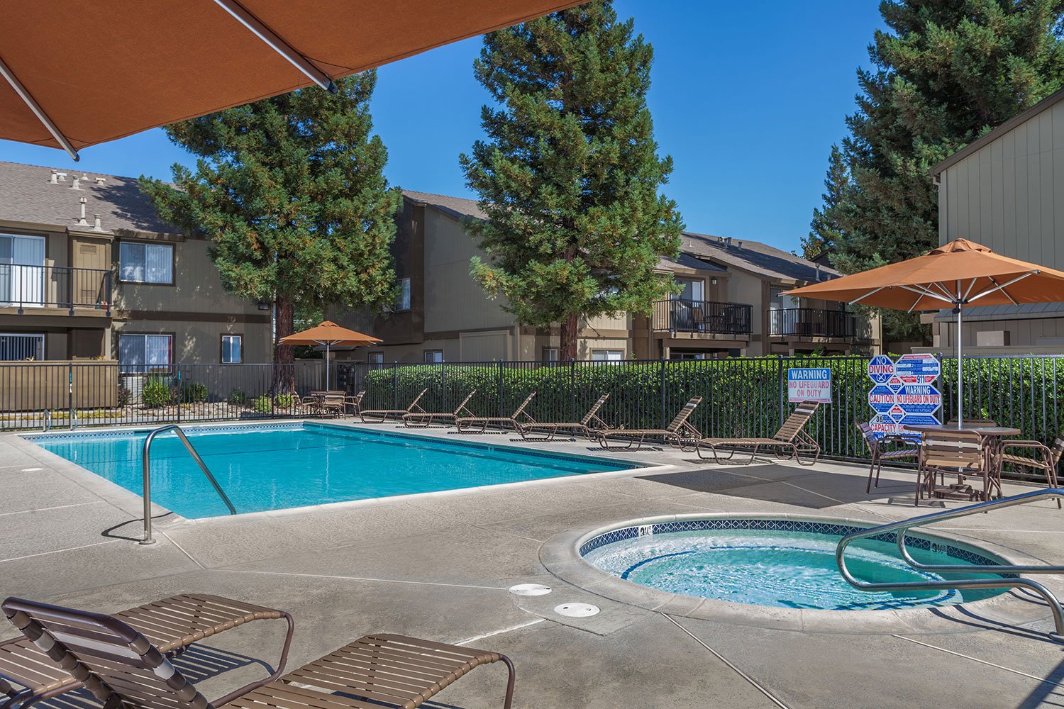 Evergreen Park Apartments