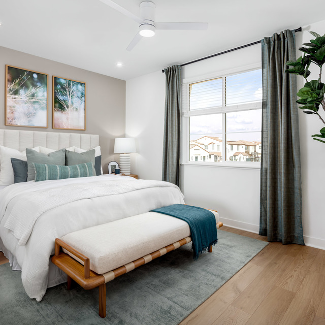 Independence in West Sacramento - Bedroom with Large Window