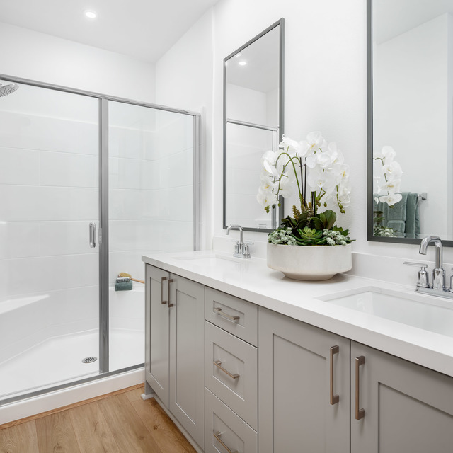 Independence in West Sacramento - Bathroom with 2 Vanity Mirror