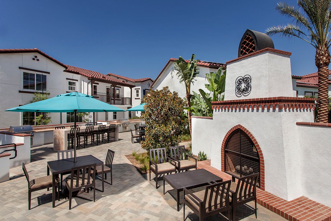 Apartments In Rancho Cucamonga The Enclave At Homecoming