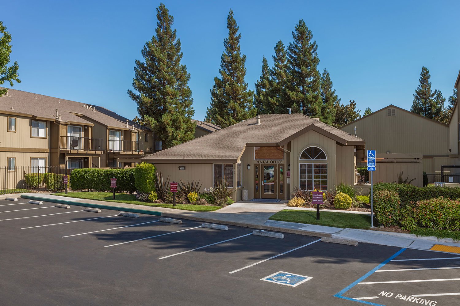 Apartments In Rosemont Sacramento Evergreen Park Apartments