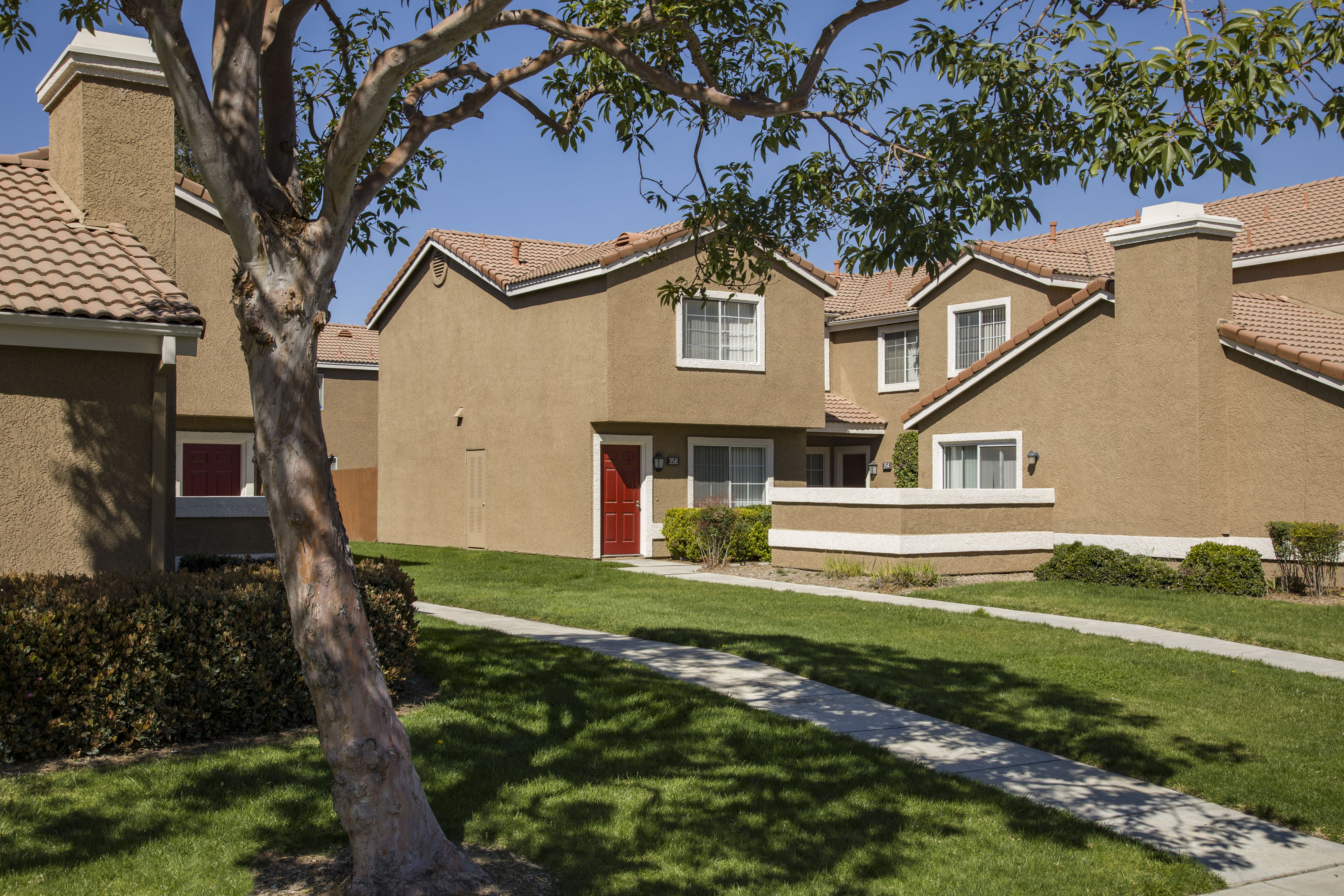 Rialto Apartments Linden Court Gallery